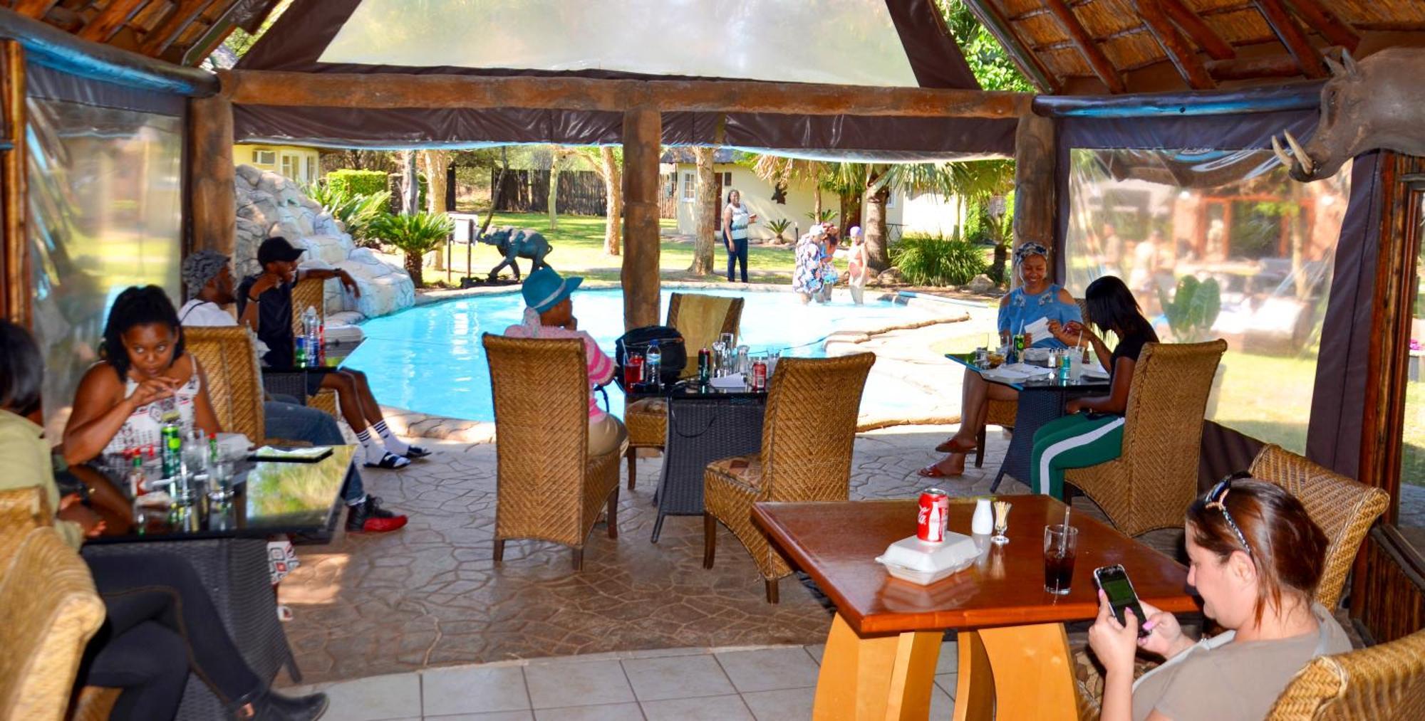 Ditholo Game Lodge Bela Bela Екстериор снимка